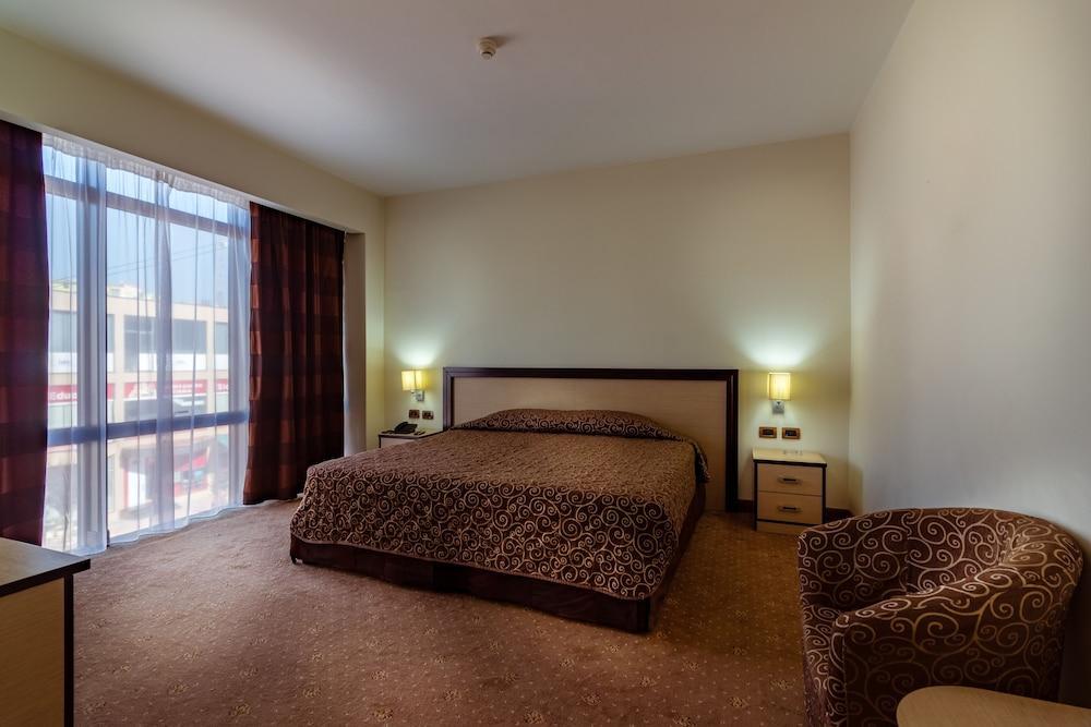 Hotel Fieri Fier